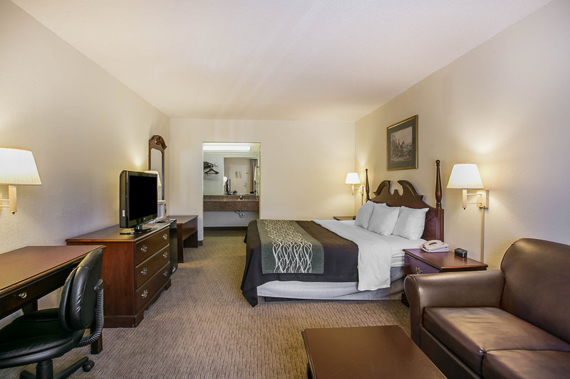 Comfort Inn - Saint George, SC