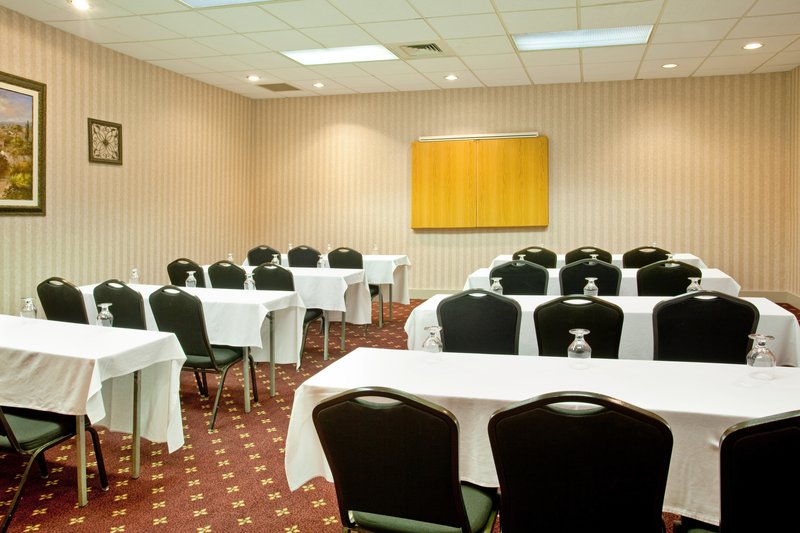 Holiday Inn - Muskegon, MI