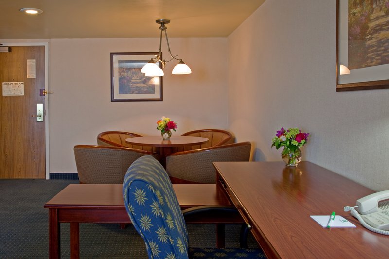 Holiday Inn LA MIRADA - La Habra, CA