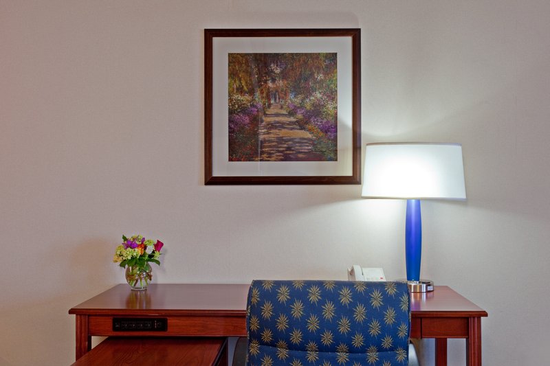Holiday Inn LA MIRADA - La Habra, CA