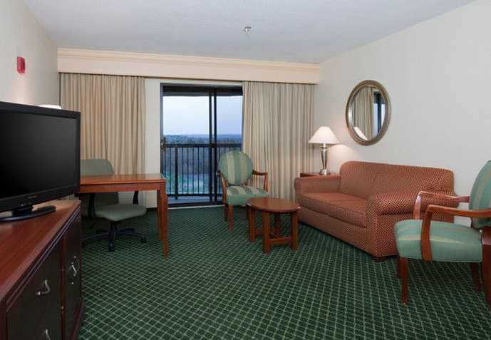 Courtyard By Marriott Roseville Galleria Mall/Creekside Ridge Drive - Roseville, CA