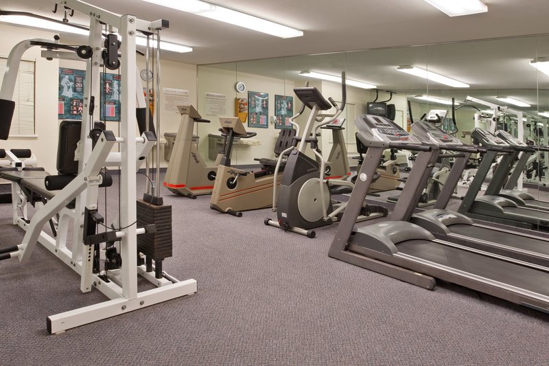 Candlewood Suites-Cleveland-N - North Olmsted, OH