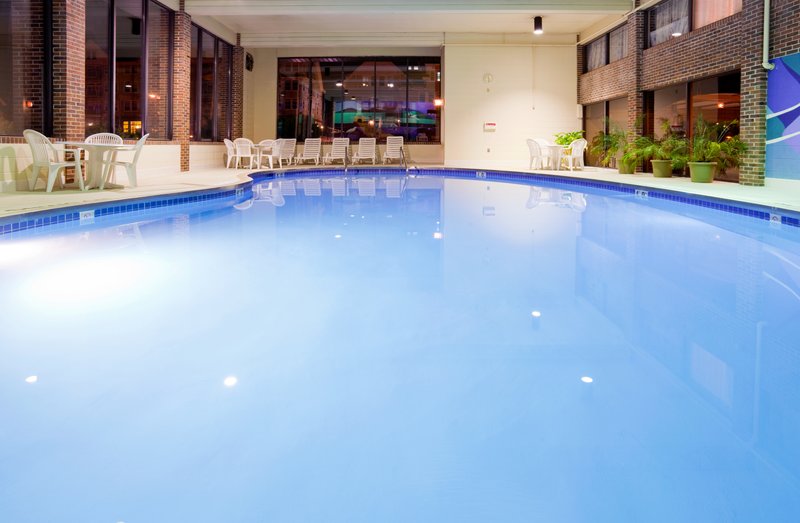 Holiday Inn HARBORVIEW - PORT WASHINGTON - Port Washington, WI