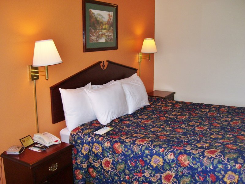 America Best Value Inn - La Fayette, GA