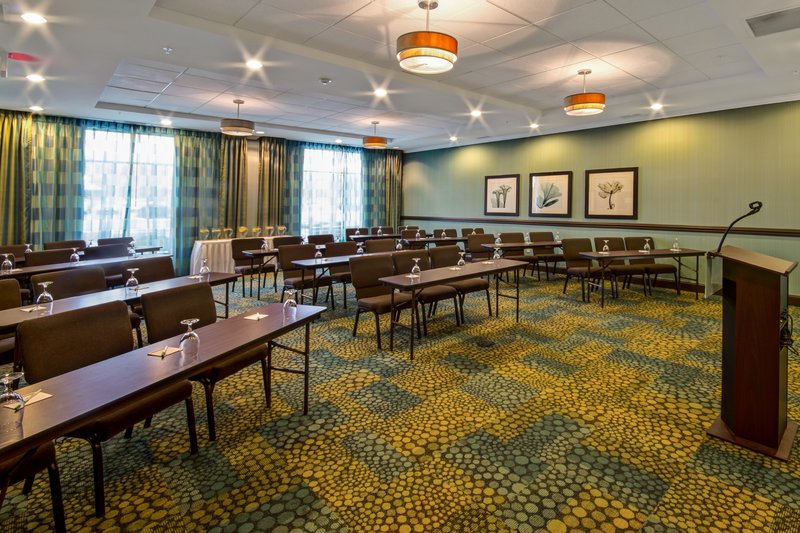 Holiday Inn CHRISTIANSBURG BLACKSBURG - Christiansburg, VA