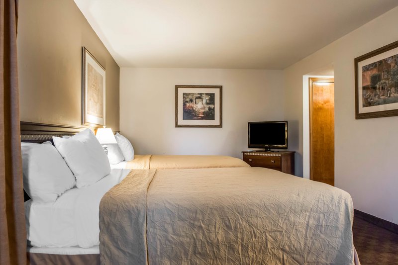 Quality Suites - Pittsburgh, PA