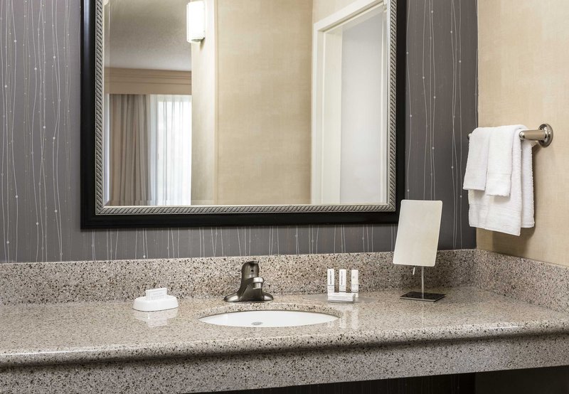 Courtyard By Marriott Kansas City Shawnee - Shawnee, KS