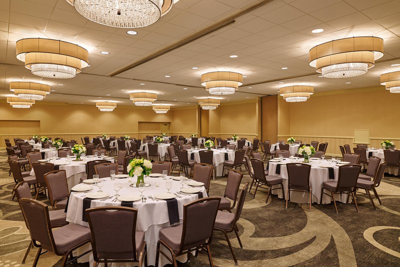 Hilton-Airport - Kansas City, MO