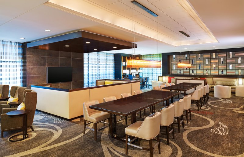 Hilton-Airport - Kansas City, MO