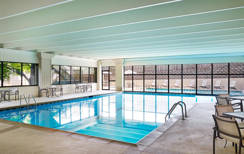 Hilton-Airport - Kansas City, MO