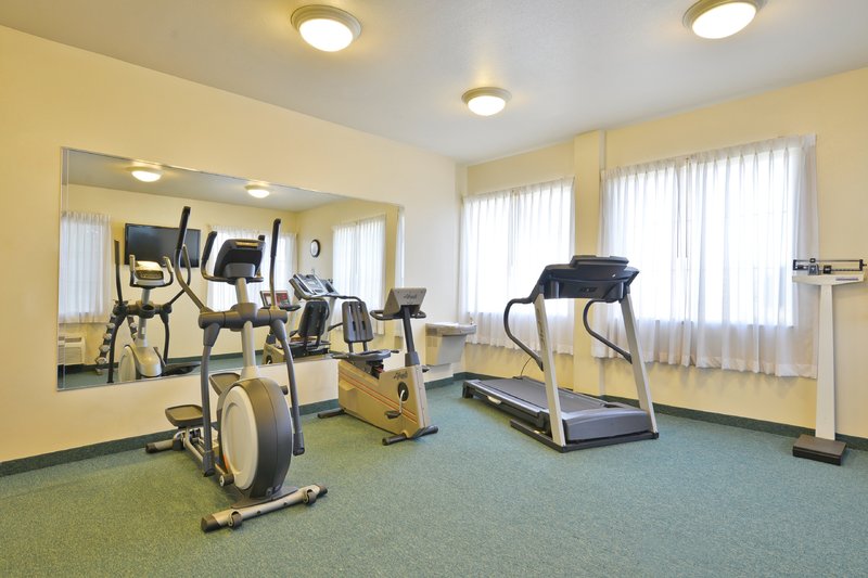 Holiday Inn Express & Suites TACOMA SOUTH - LAKEWOOD - Lakewood, WA