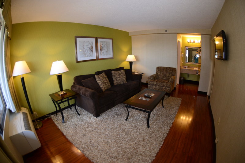 BEST WESTERN Mill River Manor - Rockville Centre, NY