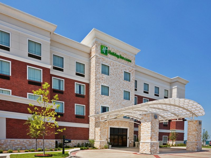 Holiday Inn & Suites - McKinney, TX