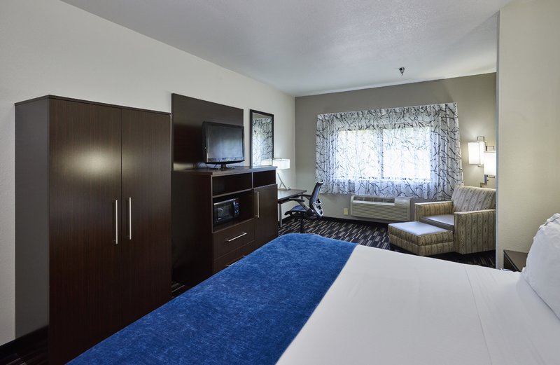 Holiday Inn Express - Pelham, AL