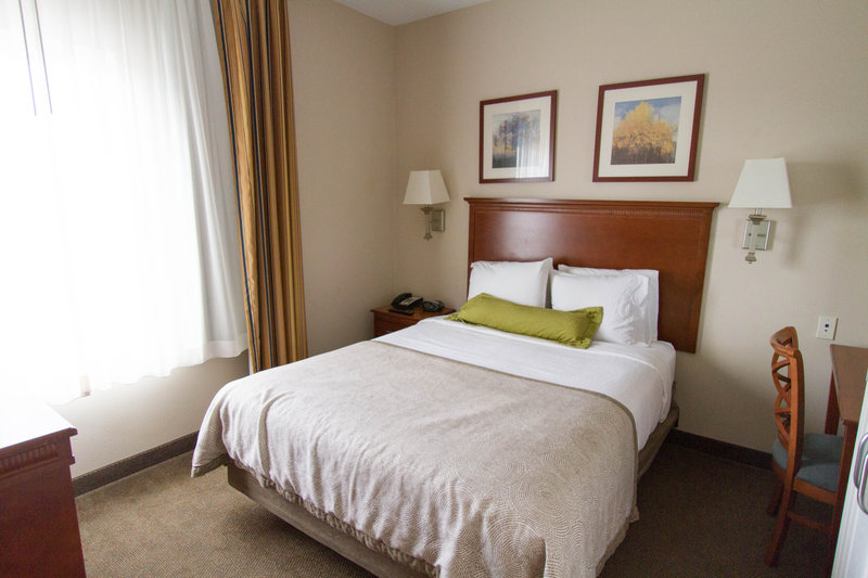 Candlewood Suites SANTA MARIA - Santa Maria, CA