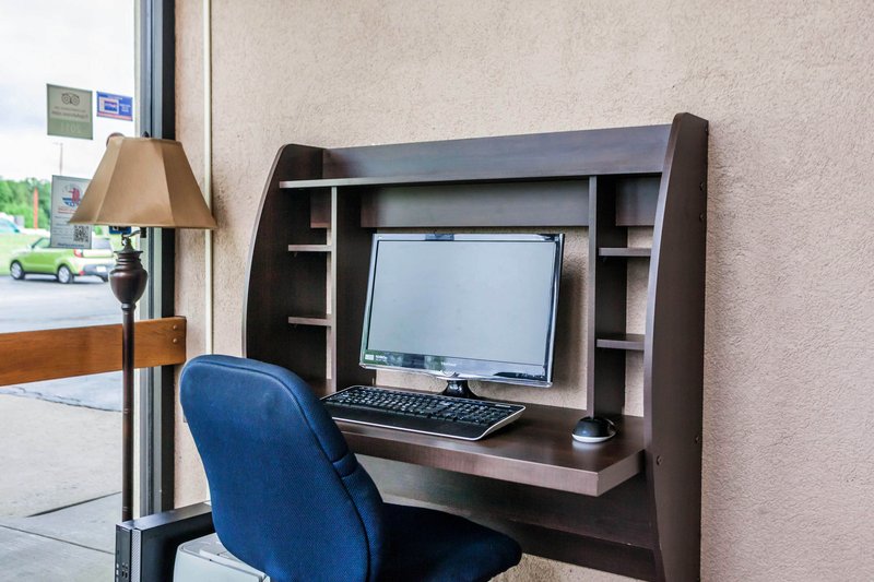 Quality Inn - Foristell, MO