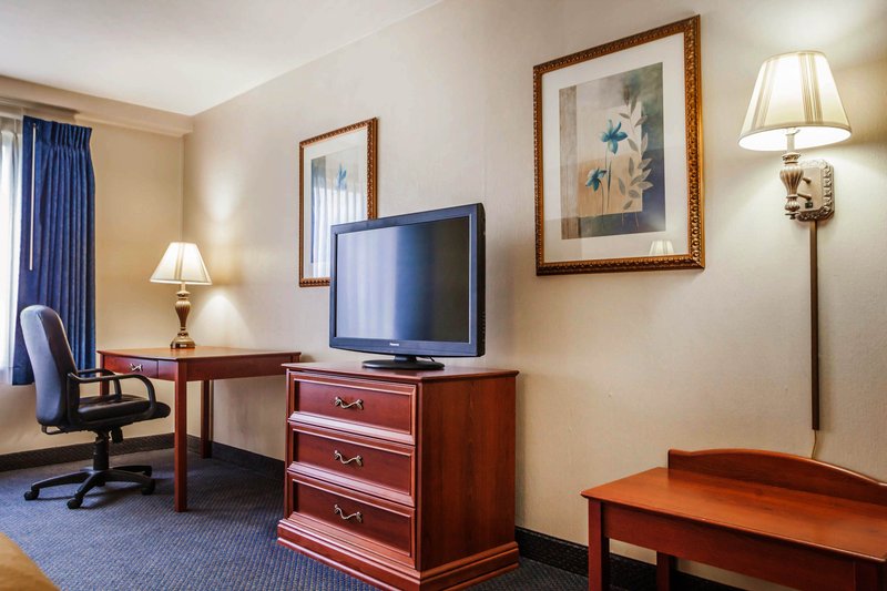Quality Inn - Foristell, MO