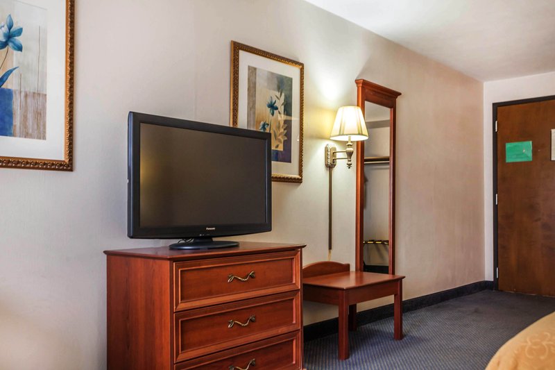 Quality Inn - Foristell, MO