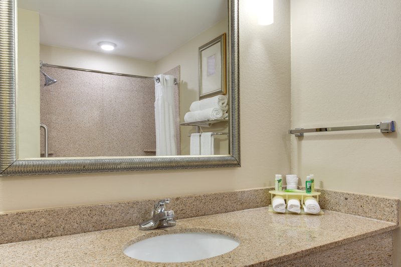 Holiday Inn Express HARVEY-MARRERO - Grand Isle, LA