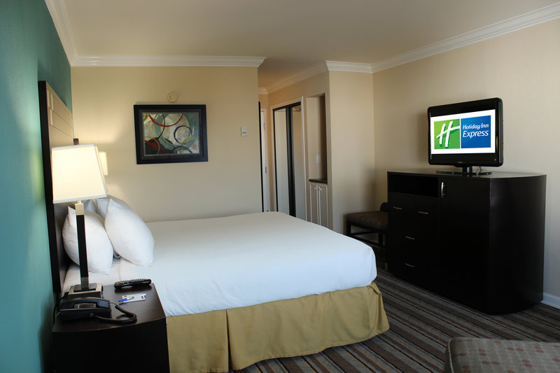 Holiday Inn Express VAN NUYS - Van Nuys, CA