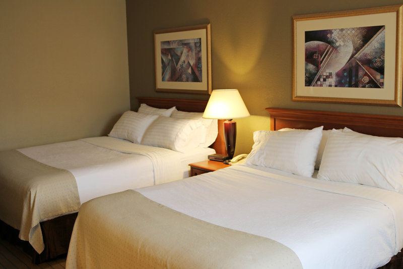 Holiday Inn - Alexandria, MN