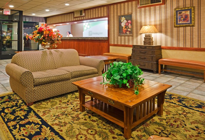 Holiday Inn - Alexandria, MN
