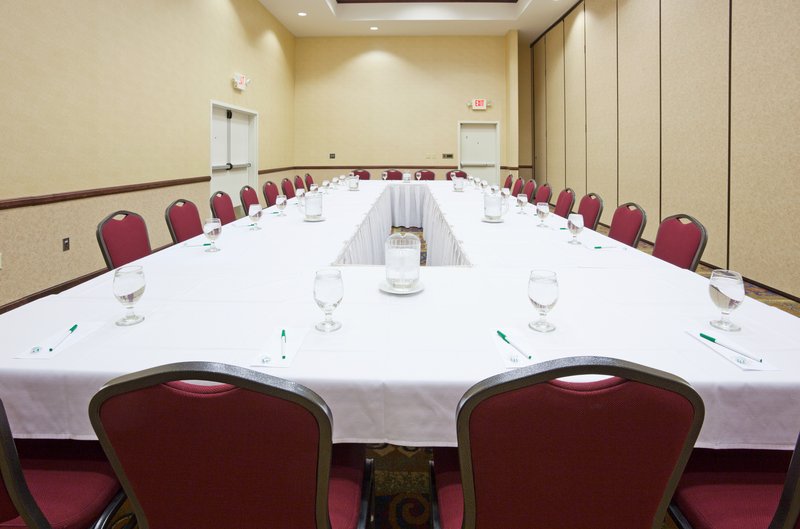 Holiday Inn CONFERENCE CTR MARSHFIELD - Marshfield, WI