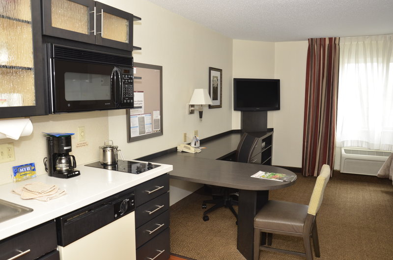 Candlewood Suites-Detroit-Wrrn - Sterling Heights, MI