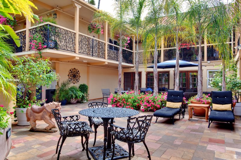 Holiday Inn LAGUNA BEACH - Laguna Beach, CA