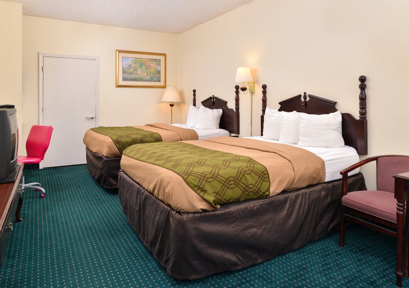Quality Inn - Canton, MS