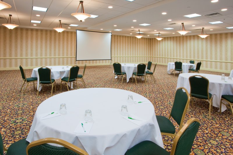 Holiday Inn CHARLOTTESVILLE-UNIV AREA - Charlottesville, VA