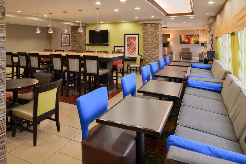 Holiday Inn Express CRESTWOOD - Midlothian, IL