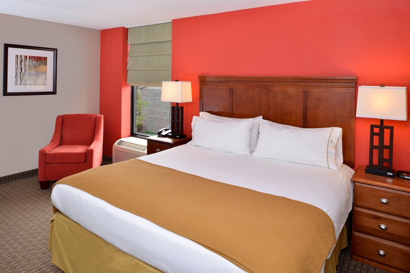 Holiday Inn Express CRESTWOOD - Midlothian, IL