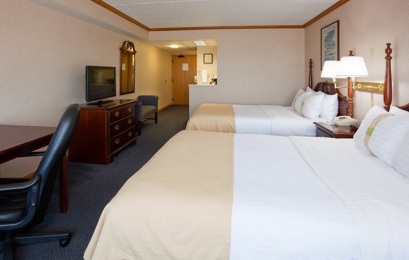 Holiday Inn HARBORVIEW - PORT WASHINGTON - Port Washington, WI