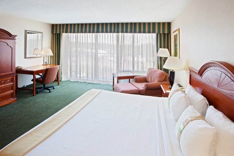 Holiday Inn CHARLOTTESVILLE-UNIV AREA - Charlottesville, VA