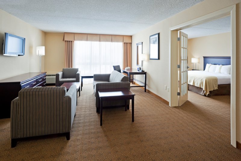 Holiday Inn SOUTH PLAINFIELD-PISCATAWAY - South Plainfield, NJ