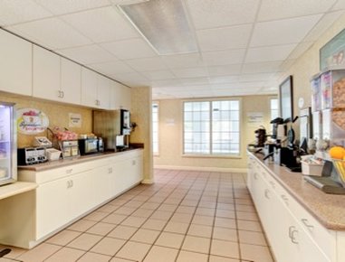 Super 8 Smithfield - Smithfield, NC