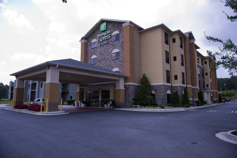 Holiday Inn Express & Suites ATLANTA EAST - LITHONIA - Dunwoody, GA