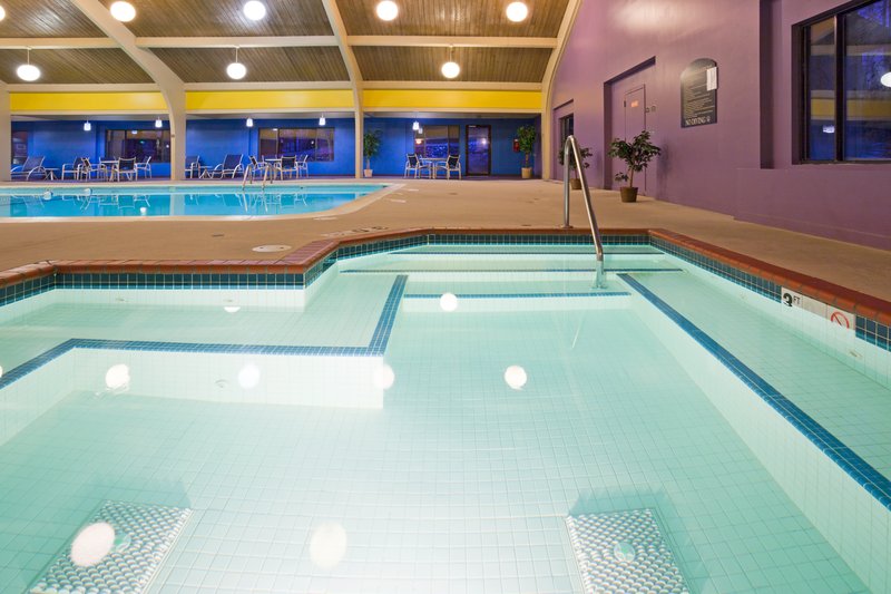 Holiday Inn - Marquette, MI