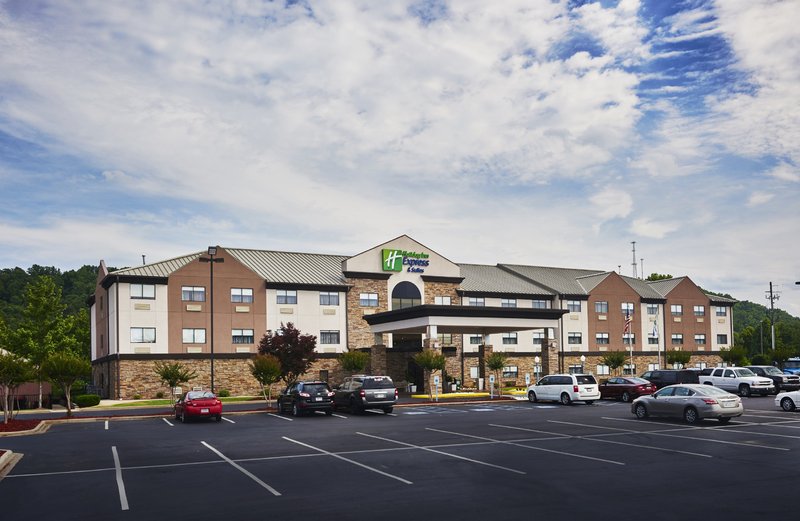Holiday Inn Express - Pelham, AL