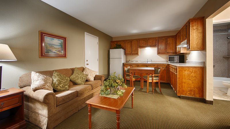 BEST WESTERN Inn Of Brenham - Brenham, TX