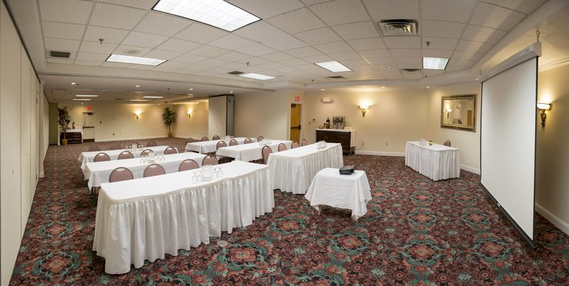 Black Bear Inn & Conference Center - Orono, ME