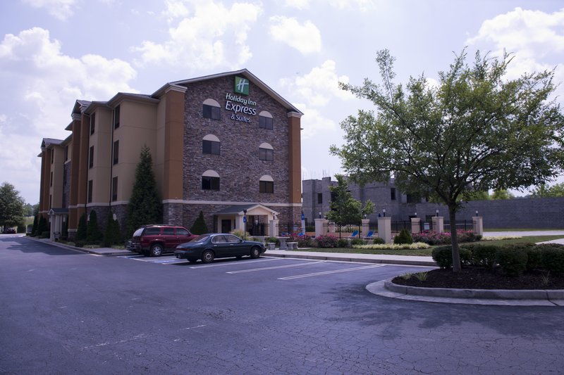 Holiday Inn Express & Suites ATLANTA EAST - LITHONIA - Dunwoody, GA
