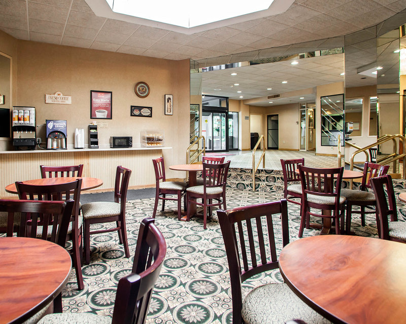 Econo Lodge - Somerset, NJ