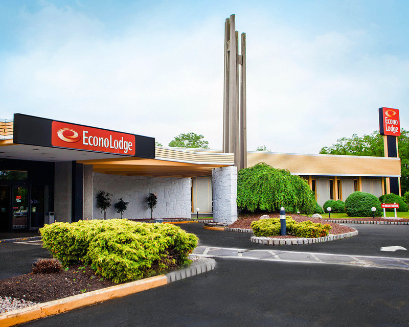 Econo Lodge - Somerset, NJ