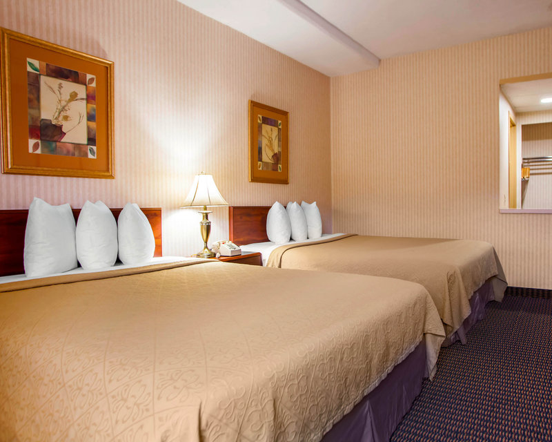 Econo Lodge - Somerset, NJ