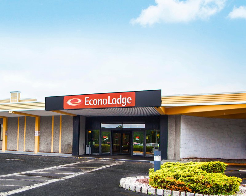 Econo Lodge - Somerset, NJ