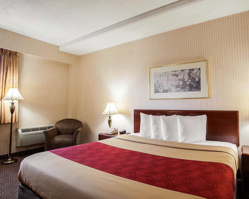 Econo Lodge - Somerset, NJ