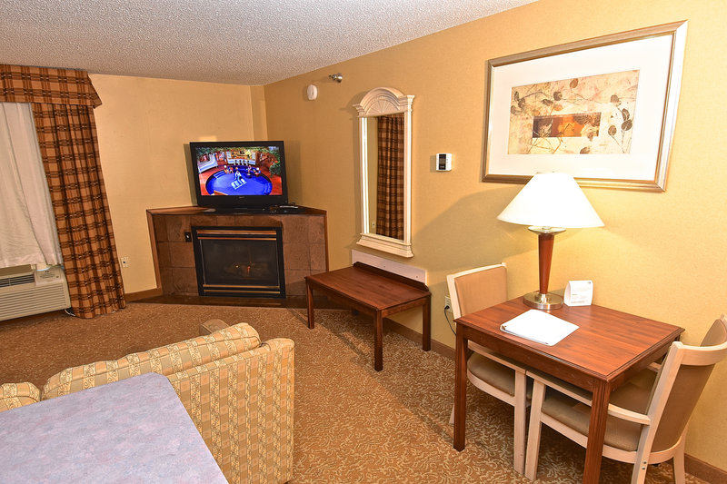 Holiday Inn Express Hotel & Suites Fenton - Fenton, MO