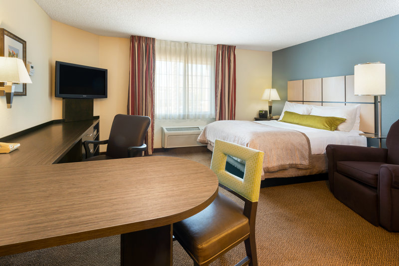 Candlewood Suites WICHITA-NORTHEAST - Wichita, KS